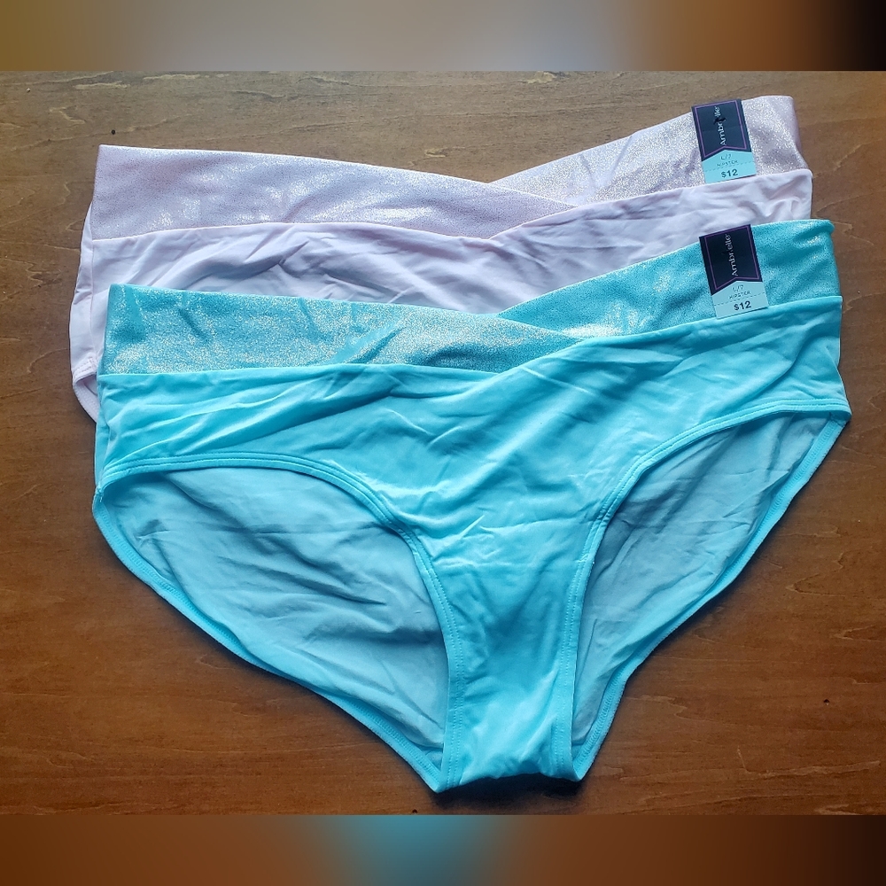 Ambrielle hipster panties, size large (L, 7)